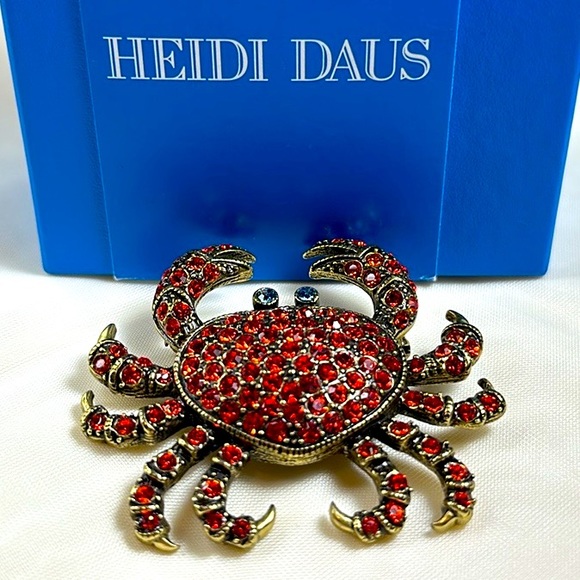 Heidi Daus pin brooch lapel Crustacean Crab New! - Picture 1 of 8